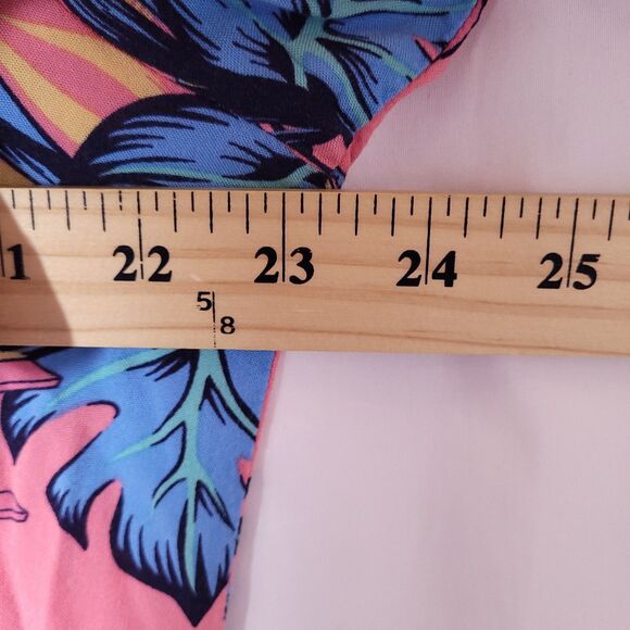 Disney Stitch Hawaiian Shirt Mens Medium Pink Floral Tropical - Picture 7 of 10